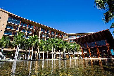 《崩坏：星穹铁道》动画短片：「那安息的长夜」